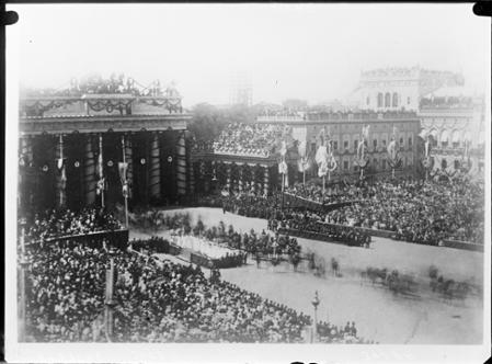 1871: Festlicher Empfang für die deutschen Truppen in Berlin