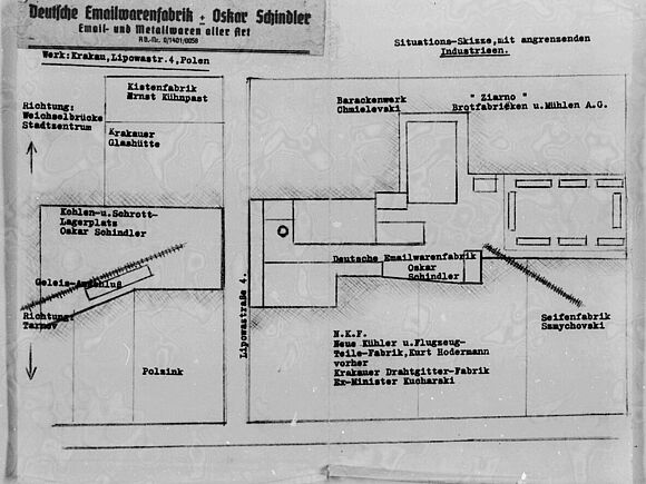 Deutsche Emailwarenfabrik - Oskar Schindler Email- und Metallwaren aller Art RB.-Nr. 0/1401/0058  Werk: Krakau, Lipowastr. 4, Polen  Situations-Skizze, mit angrenzenden Industrieen.  [Lageplan der Deutschen Emailwarenfabrik und der angrenzenden Betriebe Kistenfabrik Ernst Kühnpast, Krakauer Glashütte, Polzink, Barackenwerk Chmielevski, Ziarno Brotfabriken und Mühlen A.G., Seifenfabrik Szmychovski und N.K.F. - Neue Kühler u. Flugzeug-Teile-Fabrik, Kurt Hodermann, vorher Krakauer Drahtgitter-Fabrik Ex-Minister Kucharski]