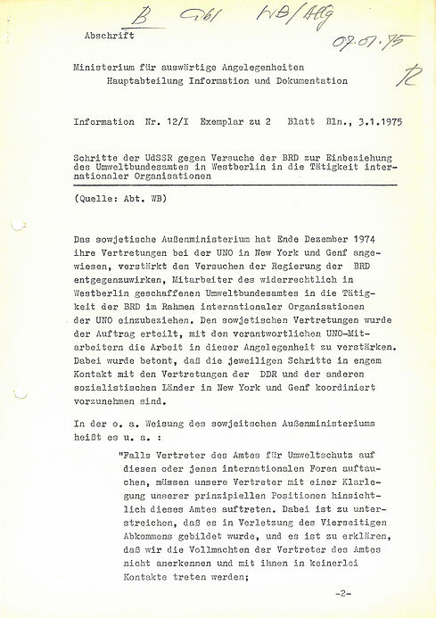 Dokument mit Maschinentext, Absätzen und handschriftlichen Angaben