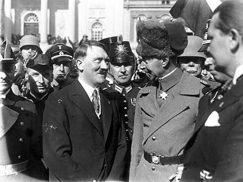 Adolf Hitler und Kronprinz Wilhelm von Preußen