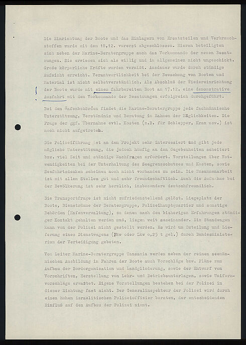 Maschinenschriftliches Dokument mit einem handschriftlichen Ausrufezeichen am linken Rand und Unterstreichungen