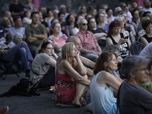 Publikum des Campus-Kinos