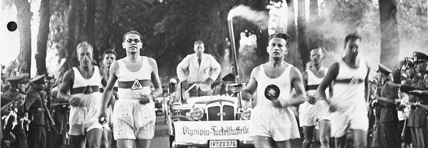 Fackellauf im Vorfeld der Olympischen Spiele 1936