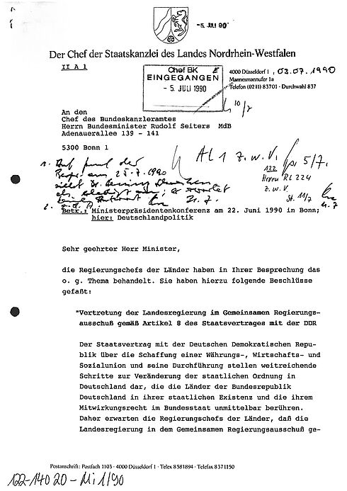 Schreiben an Rudolf Seiters, Chef des Bundeskanzleramtes über die Beschlüsse der Ministerpräsidentenkonferenz zur Deutschlandpolitik, Bonn 22. Juni 1990