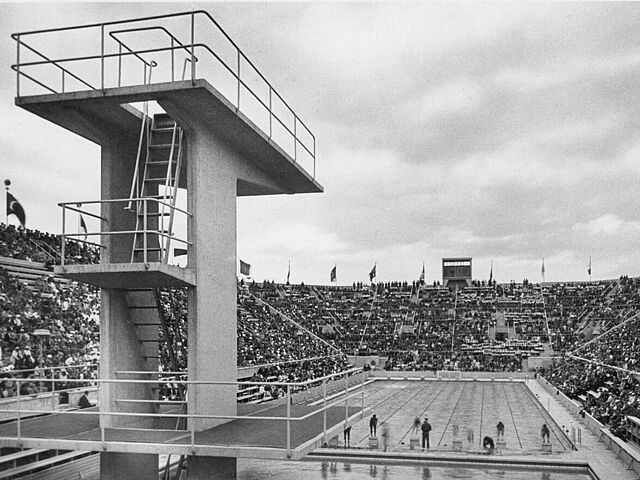 Olympisches Schwimmstadion auf dem „Reichssportfeld“