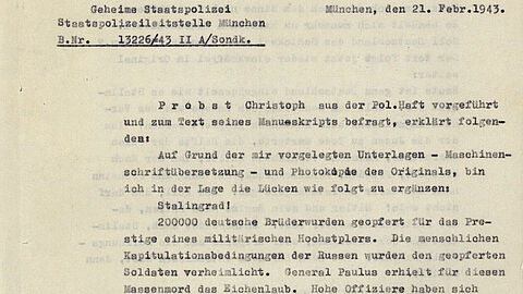 erste Seite eines mit Schreibmaschine geschriebenen Vermerks zu einer Befragung von Christoph Probst