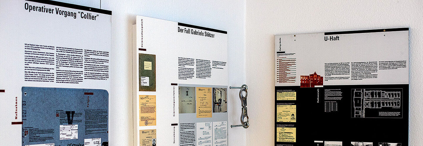 3 Ausstellungstafeln des Informations- und Dokumentationszentrums im Stasi-Unterlagen-Archiv Erfurt