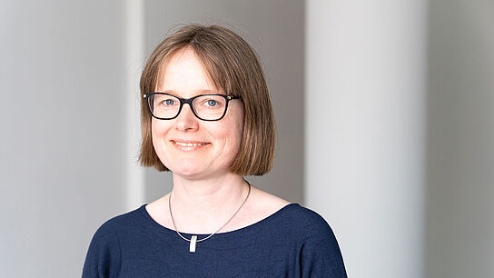 Dr. Juliane Haubold-Stolle, Referatsleiterin