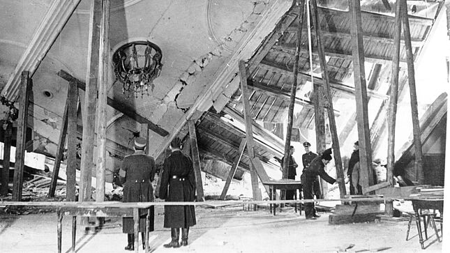 Die Trümmerstätte nach den ersten Aufräumarbeiten am 9.11.