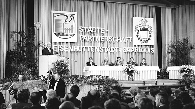 Feierliche Ratifizierung der Städtepartnerschaft zwischen Saarlouis und Eisenhüttenstadt