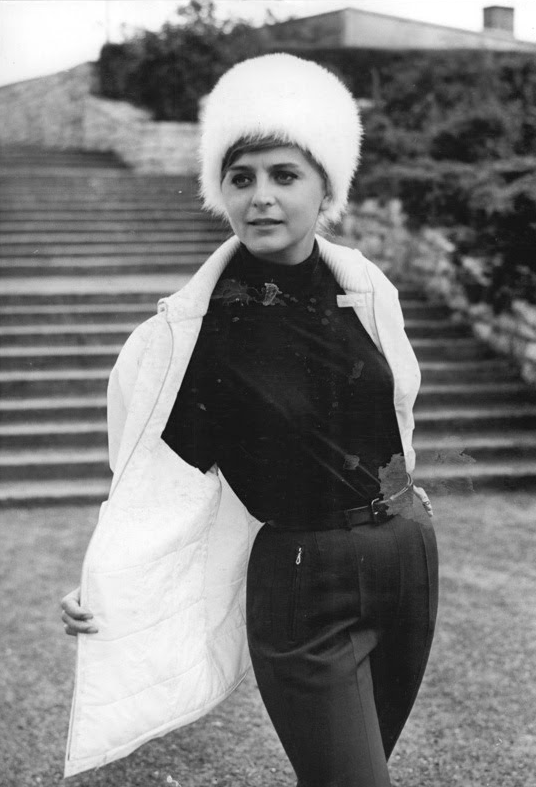 Kleidung der Frauen bei den Olympischen Winterspielen 1964