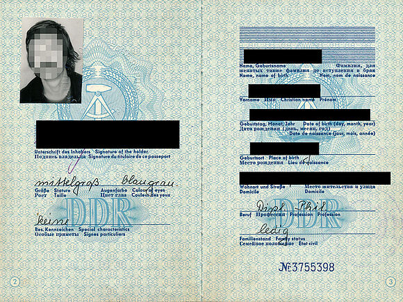 An anonymised excerpt from Wolf Biermann’s passport, which was confiscated by the MfS