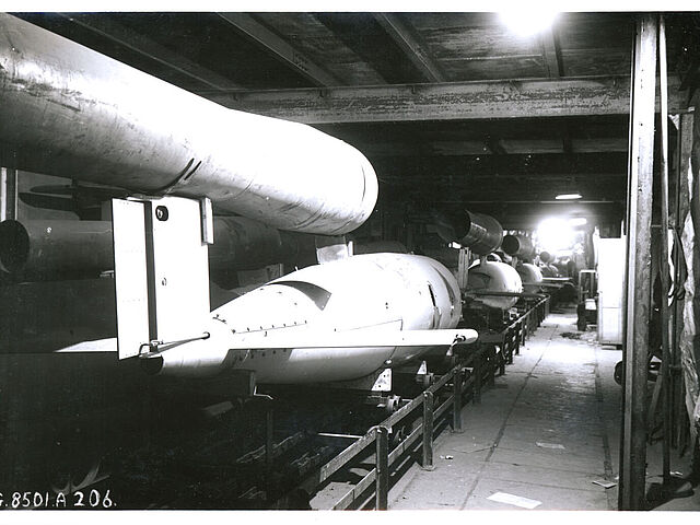 Produktionshalle der V1 im KZ Mittelbau-Dora