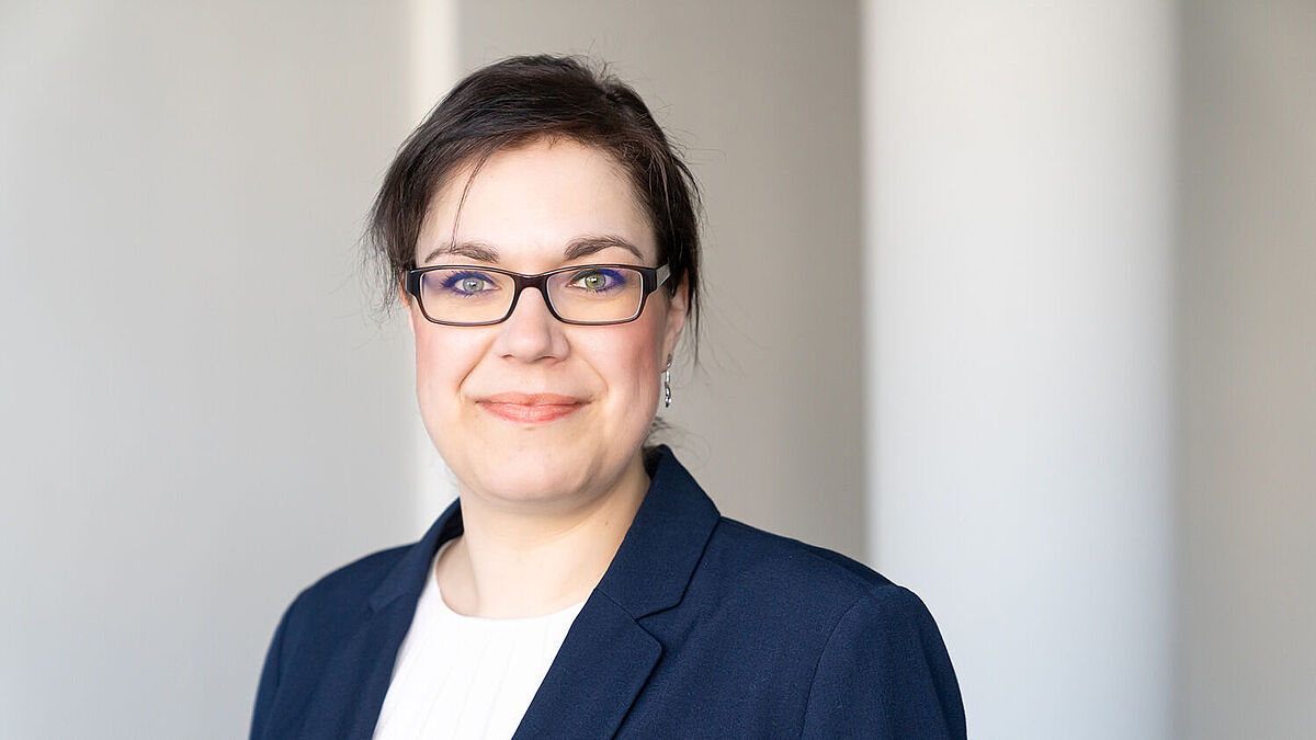 Dr. Irina Stange, Wissenschaftliche Mitarbeiterin