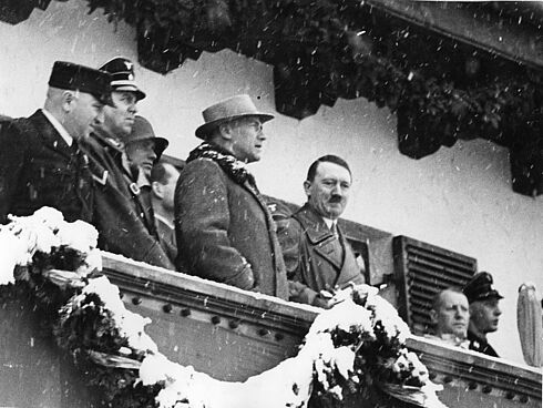 Eröffnungsfeier der Olympischen Winterspiele 1936 in Garmisch-Partenkirchen in Anwesenheit von Adolf Hitler