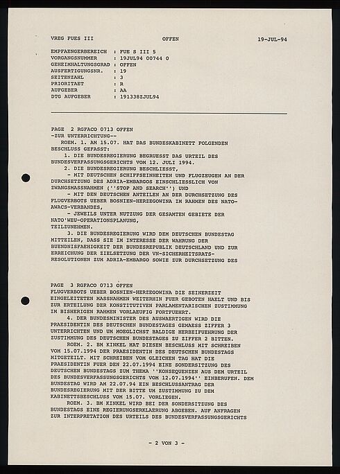 Fernschreiben des Auswärtigen Amtes zur Unterrichtung der deutschen Auslandsvertretungen über die Fortführung der Beteiligung am Adria-Embargo und der Durchsetzung der Flugverbotszone in Bosnien-Herzegowina, 19. Juli 1994
