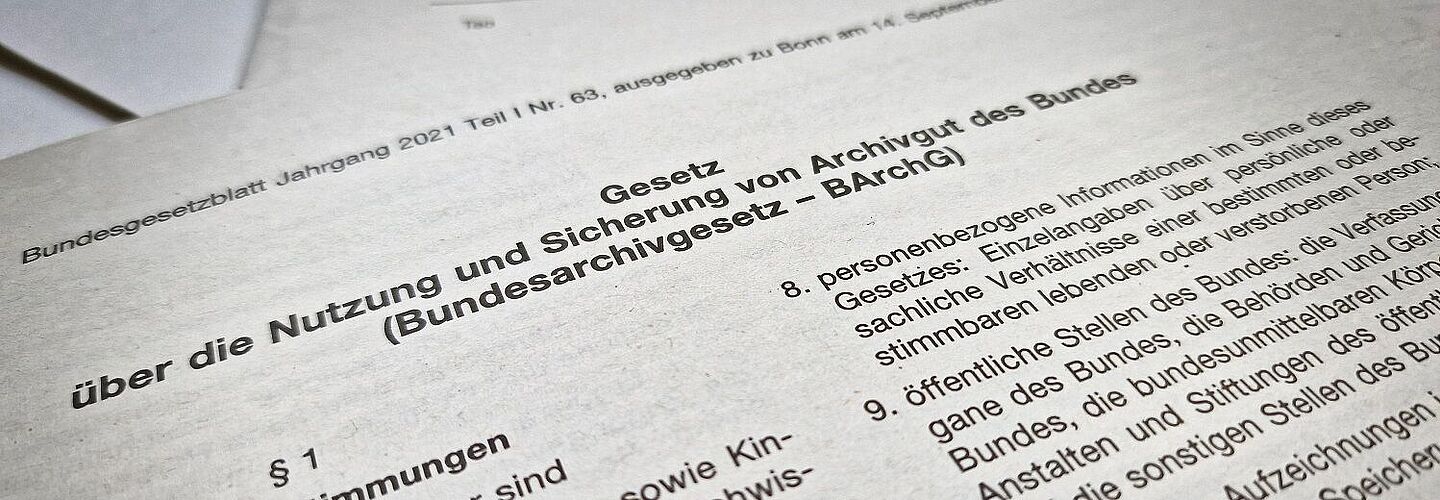 Ausschnitt der ersten Seite des Bundesarchivgesetzes