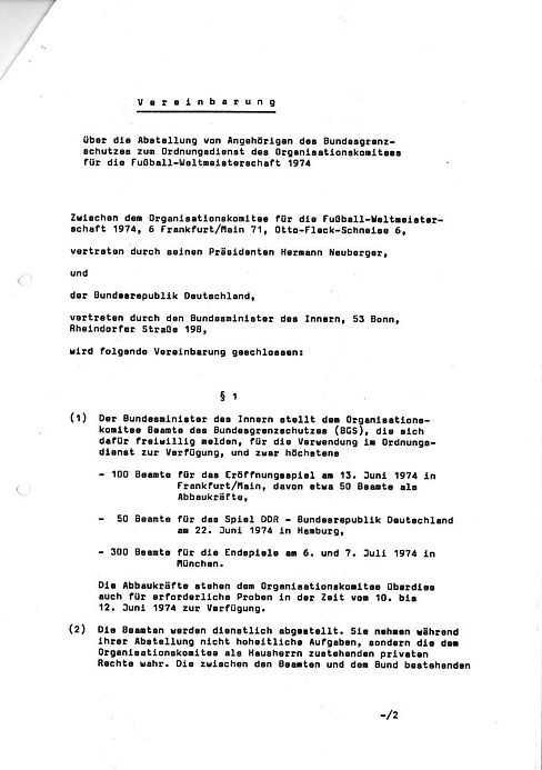 Vereinbarung über die Abstellung von Angehörigen des BGS als Ordnungskräfte, Bundesinnenministerium, 18. Juni 1974 maschinentextliches Schriftstück mit Angaben wie Vereinbarungspartner, Paragrafen und Absätzen