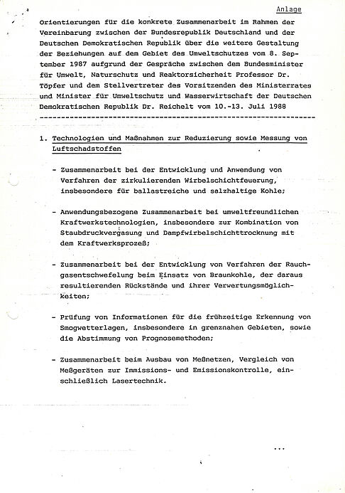 Maschinengeschriebenes Dokument mit hierarchisch strukturierten und teils nummerierten Absätzen