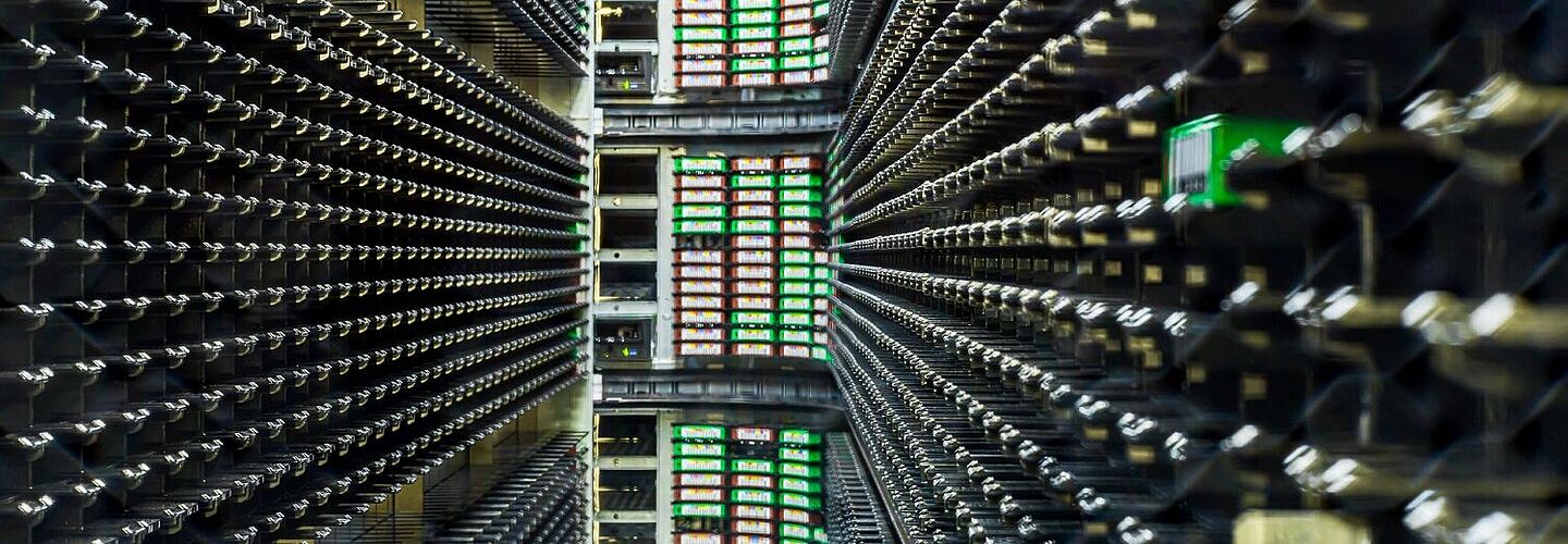 Bandspeicheranlage der Abteilung IT