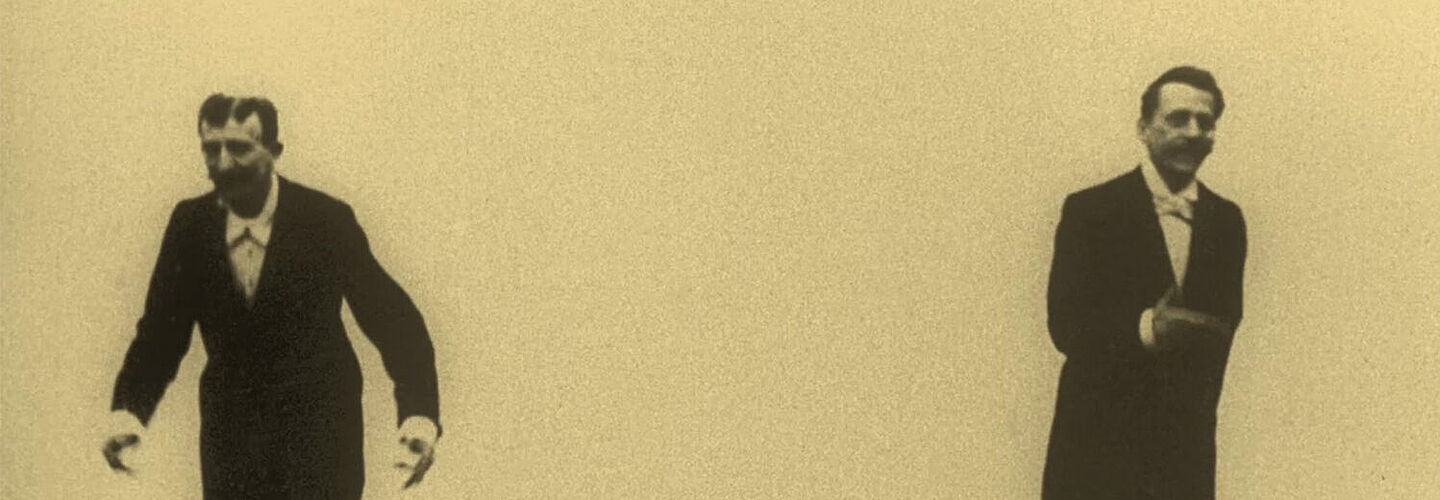 Filmstill aus „Das Wintergartenprogramm der Gebrüder Skladanowsky“ (1895)
