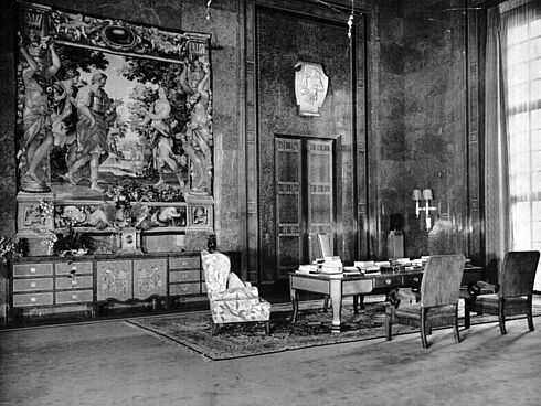 Arbeitszimmer Adolf Hitlers in der Neuen Reichskanzlei, Januar 1939