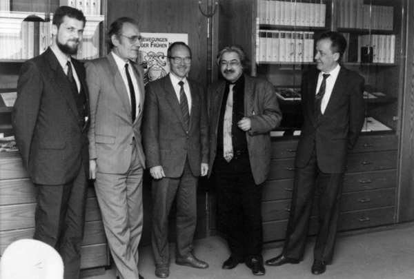 Besuch der Leitung der Staatlichen Archivverwaltung der DDR im Bundesarchiv, von links nach rechts: Herr Hebig, Dr. Siegfried Bütttner, Prof. Dr. Kluge, Prof. Dr. Friedrich Kahlenberg, Dr. Günther Herzog