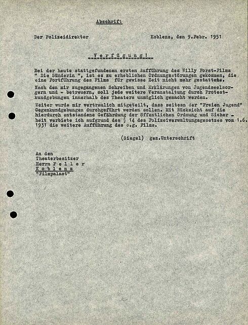 Verfügung des Koblenzer Polizeidirektors: Verbot der Aufführung des Film „Die Sünderin“, 9. Februar 1951 Halbseitig mit Maschinentext geschriebenes Dokument