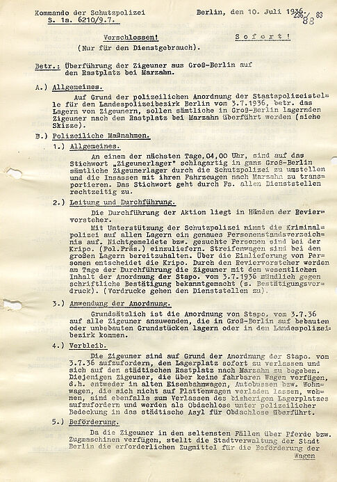 Maschinengeschriebenes Dokument mit nummerierten Abschnitten und unterstrichenen (Teil-)Überschriften