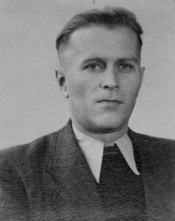 Foto von Kurt Rümmler von seiner Kaderkarteikarte. 