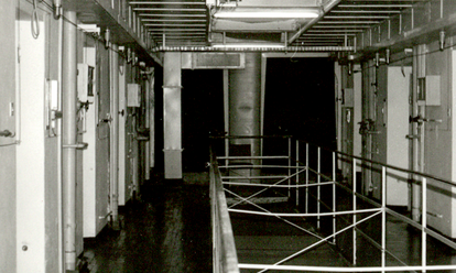 Im Zellenblock der Stasi-U-Haftanstalt 'Roter Ochse'