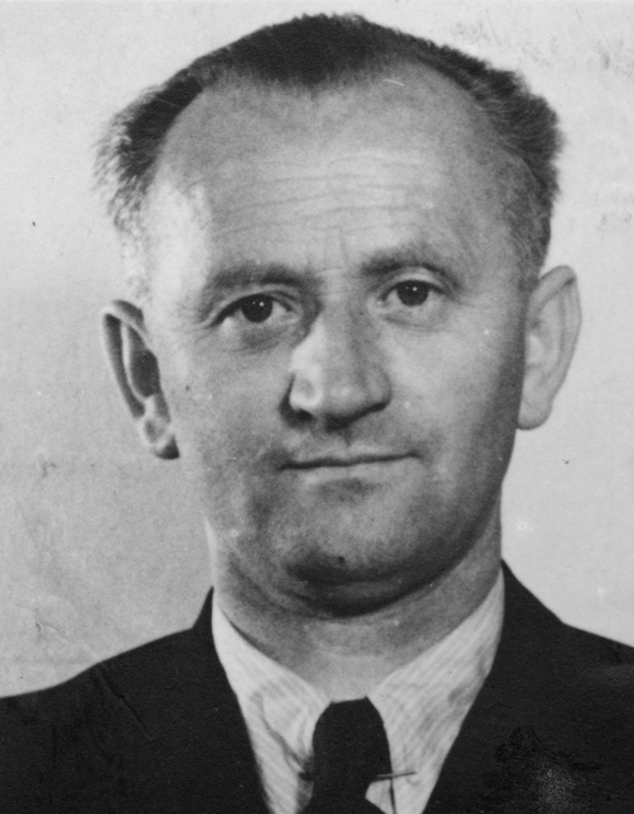 Foto von Kurt Kretzschmar von seiner Kaderkarteikarte. 