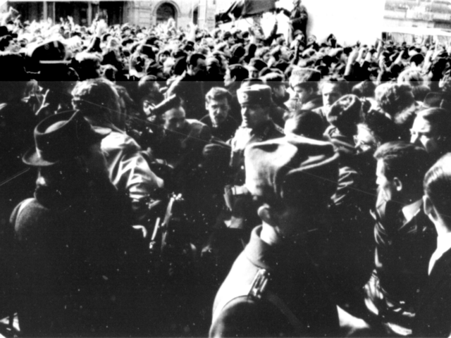 Einsatzkräfte von Volkspolizei und der Stasi versuchten die Ordnung wieder herzustellen.