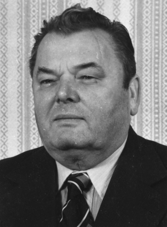 Martin Weikert Foto von Martin Weikert von seiner Kaderkarteikarte.