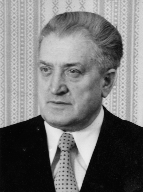 Foto von Hans Ullmann von seiner Kaderkarteikarte.